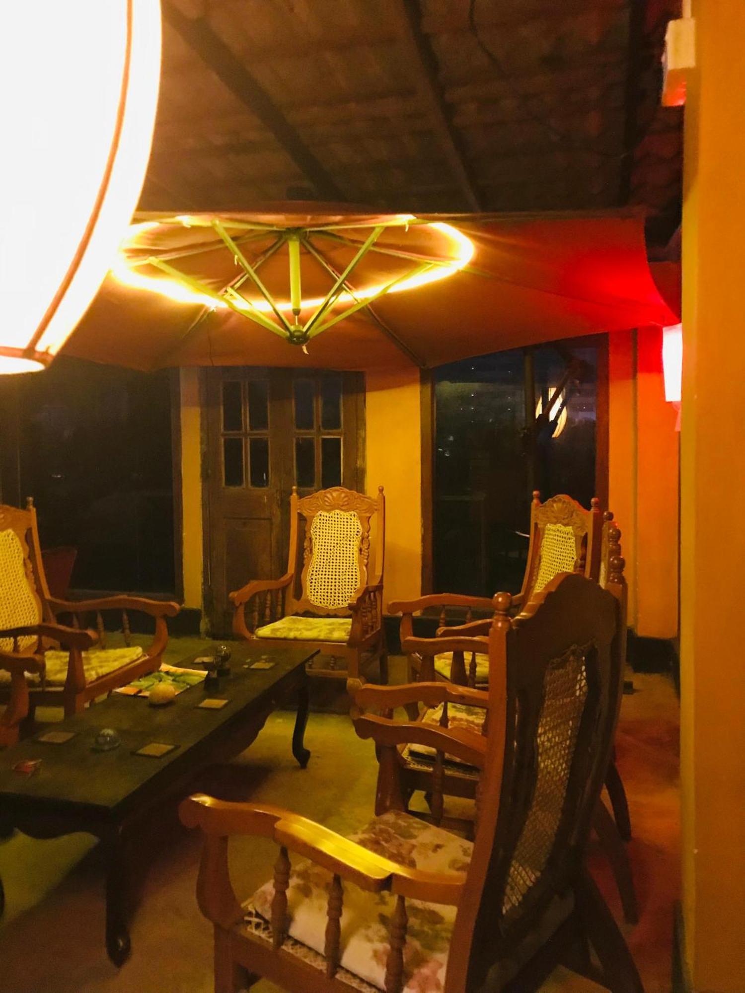 Coca Cola Hostel Malabe ภายนอก รูปภาพ